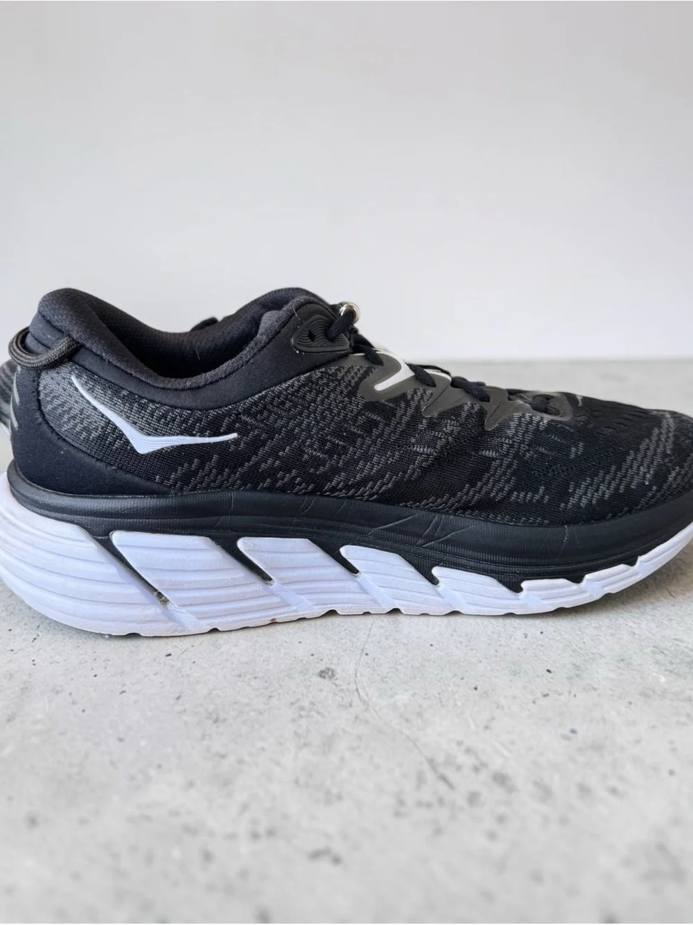 Hoka womens Gaviota 4